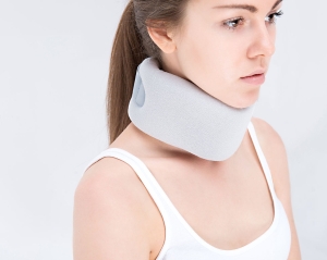 Półsztywny kołnierz ortopedyczny  AM-KM