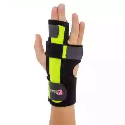 dziecieca-stabilizujaca-orteza-nadgarstka-ebn01 (1).webp