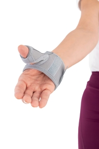 Orteza nadgarstka AM-OSN-U-12 – Profesjonalna stabilizacja i unieruchomienie kciuka - Orteza na kciuk narciarza 